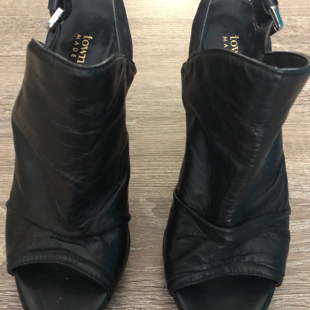 Leather Heeled Open Toe Booties
